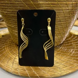 Wave drop earrings