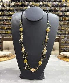 Necklace — CLS 402