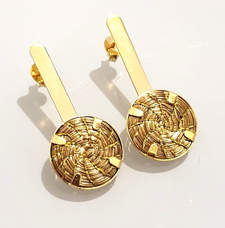 Metal & golden-grass earrings